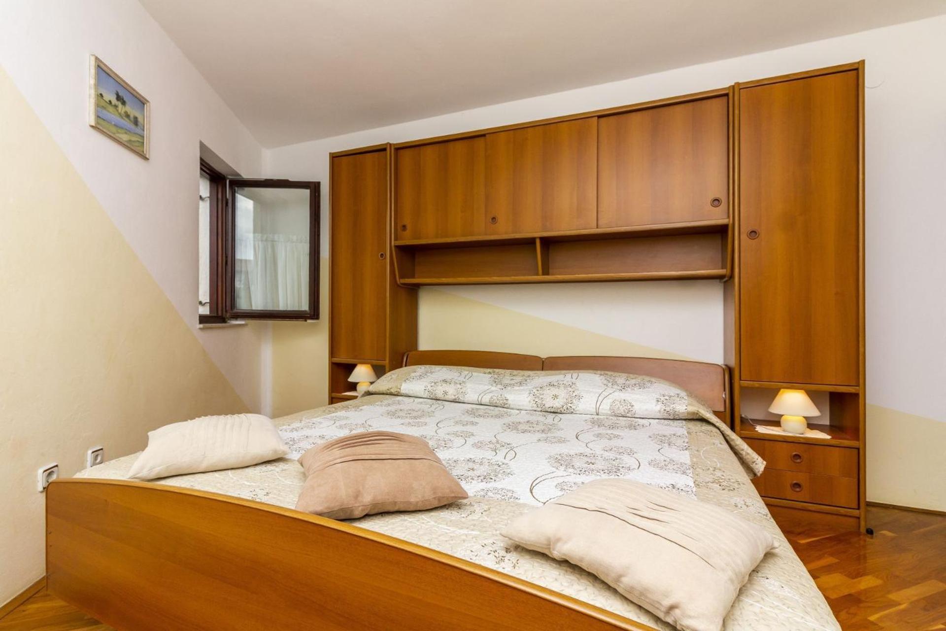 Apartments Mir Fazana Luaran gambar
