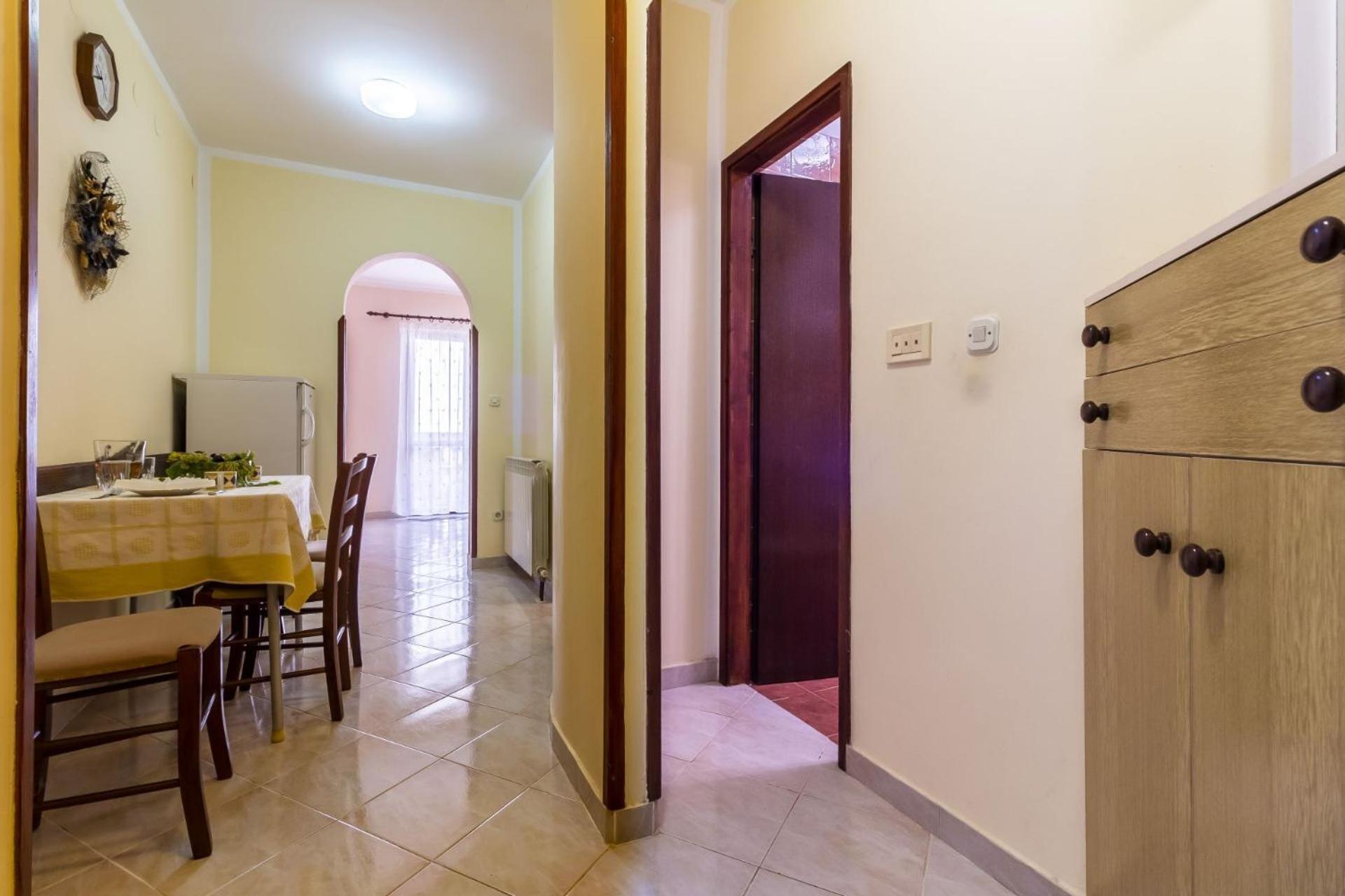 Apartments Mir Fazana Luaran gambar