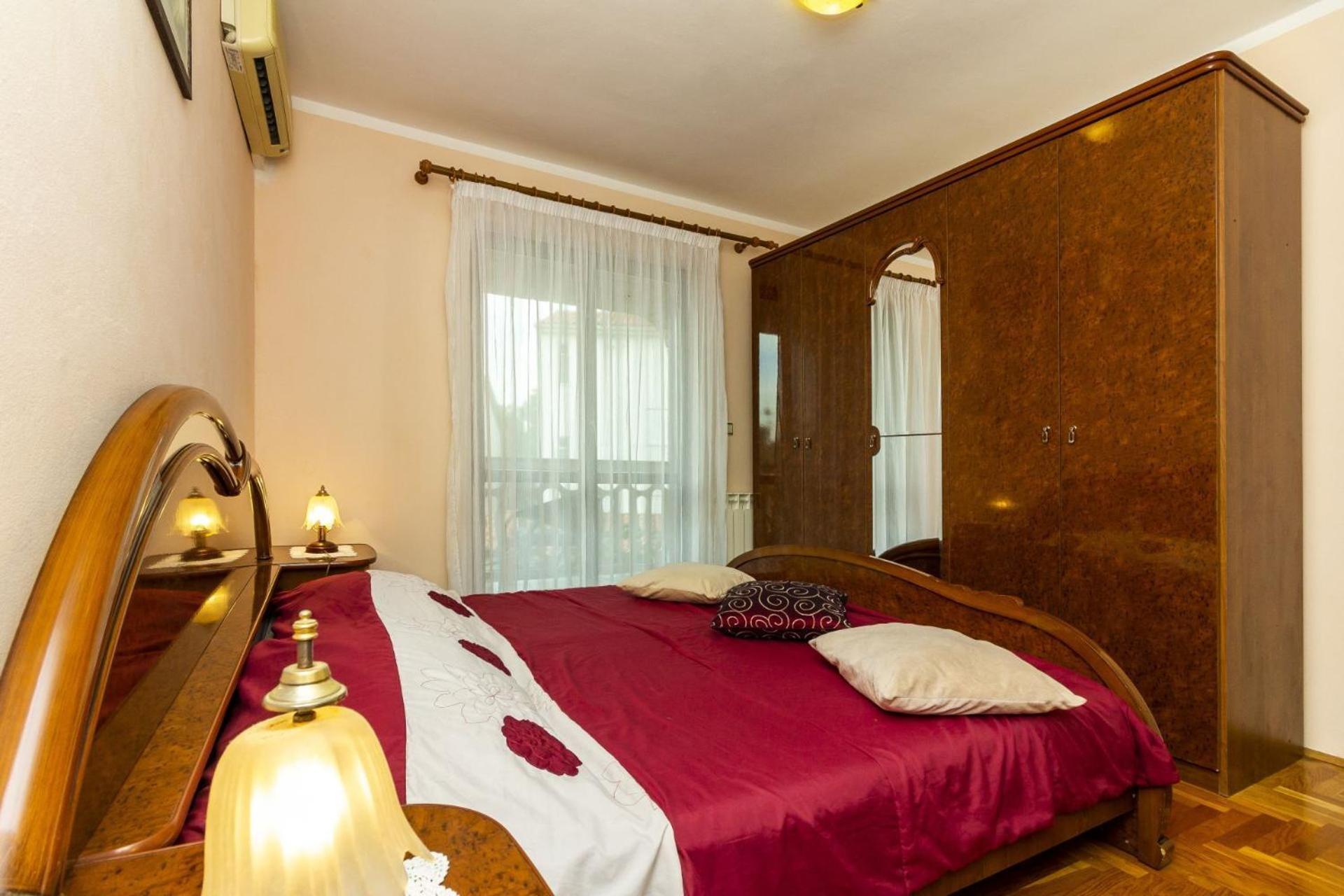 Apartments Mir Fazana Luaran gambar