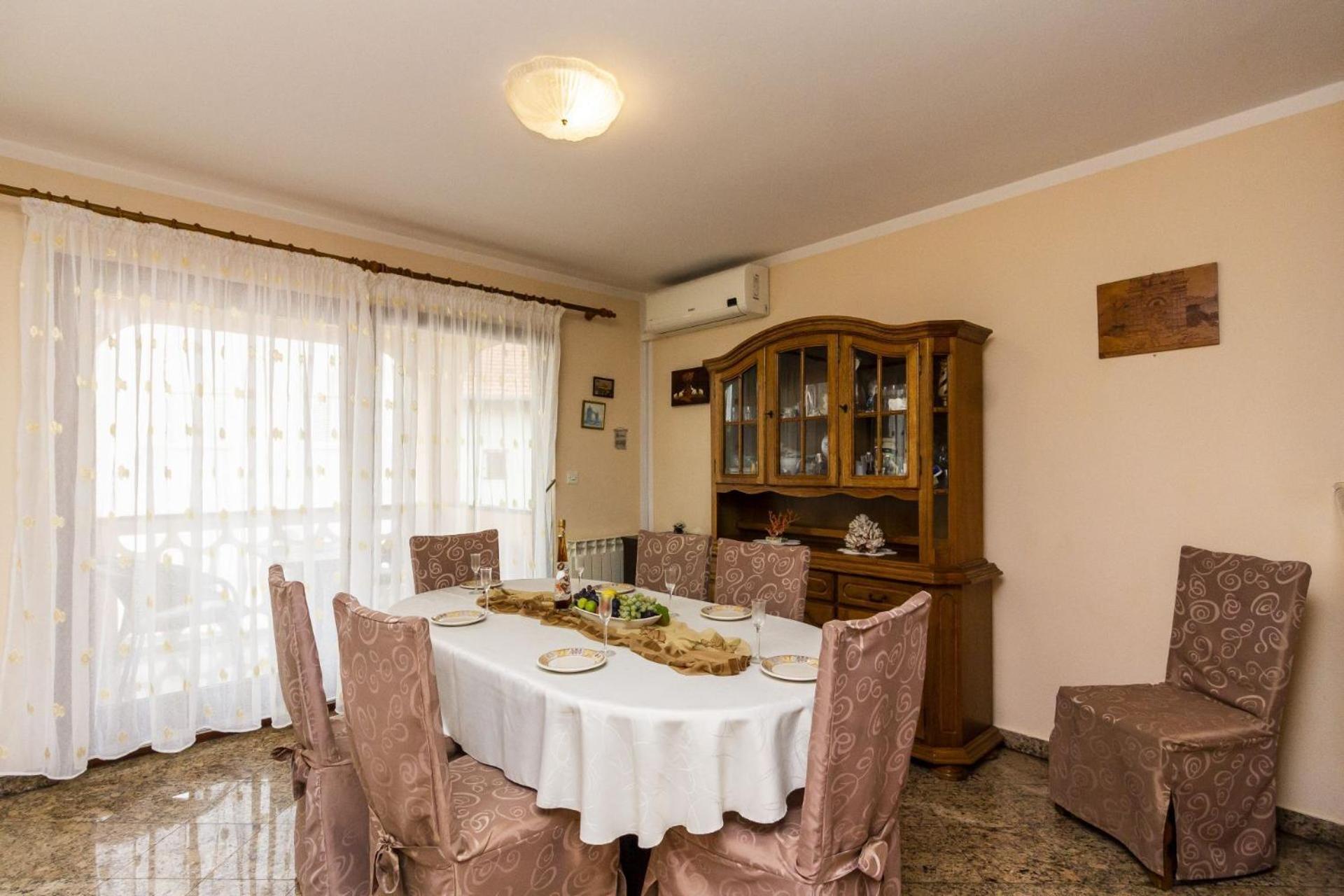 Apartments Mir Fazana Luaran gambar